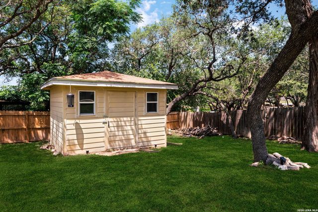 9302 LIMESTONE HL, San Antonio, TX 78254