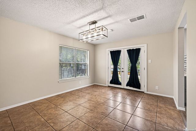 9302 LIMESTONE HL, San Antonio, TX 78254