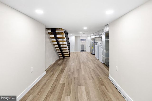 2437 S BEULAH ST, Philadelphia, PA 19148