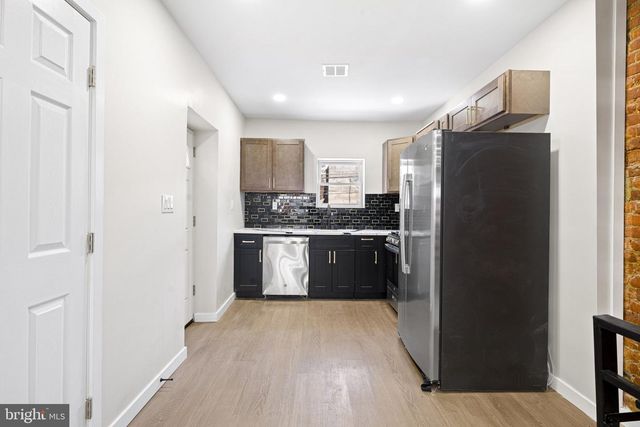 2437 S BEULAH ST, Philadelphia, PA 19148