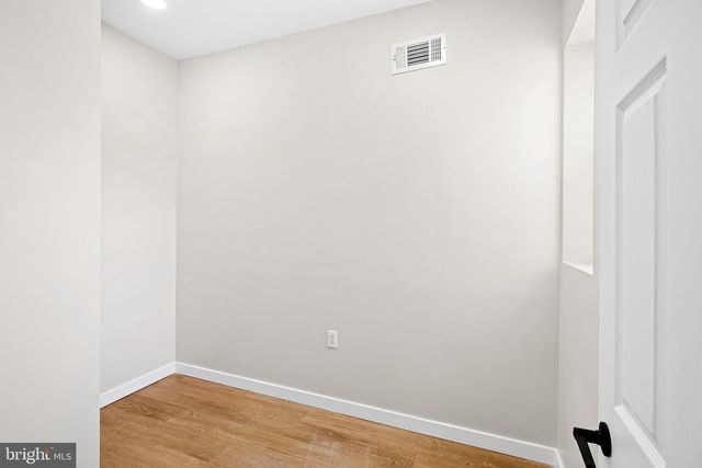 2437 S BEULAH ST, Philadelphia, PA 19148