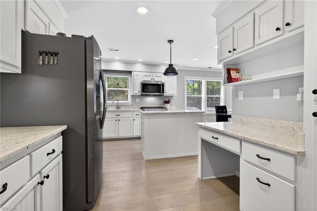 4827 Condor DR, Chesapeake, VA 23321