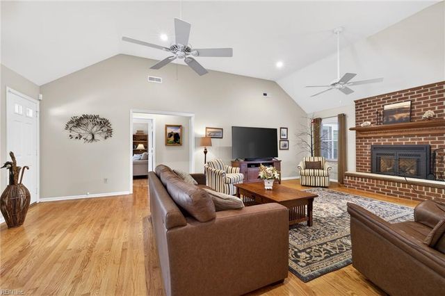 4827 Condor DR, Chesapeake, VA 23321