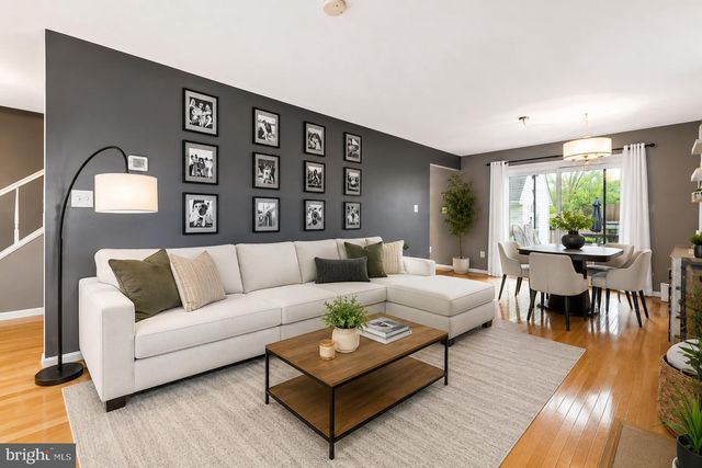 904 S MONROE ST, Arlington, VA 22204