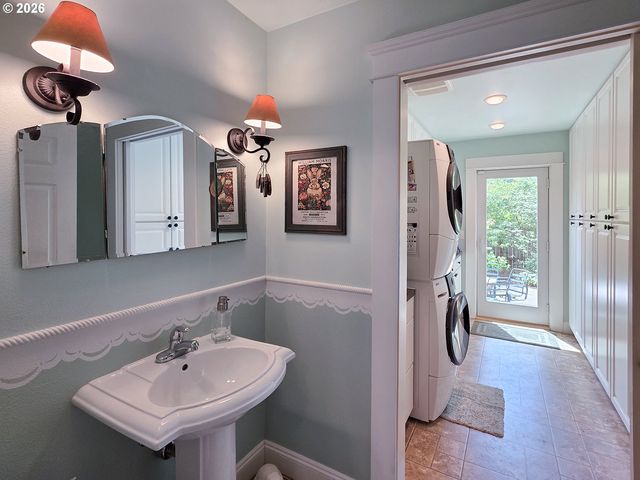 9505 Sw 82ND Ave, Portland, OR 97223