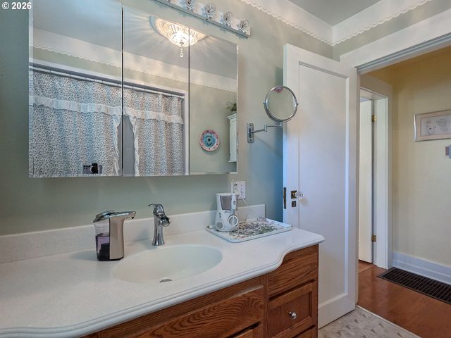 9505 Sw 82ND Ave, Portland, OR 97223