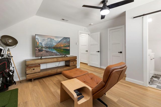 5934 Dumfries Drive, Houston, TX 77096