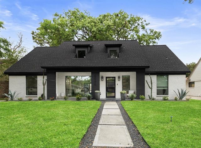 5934 Dumfries Drive, Houston, TX 77096