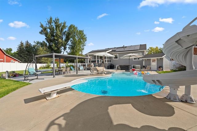 828 Troy Circle, Billings, MT 59105