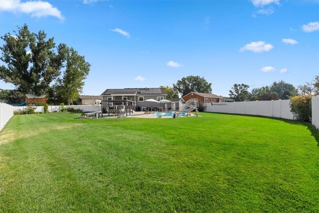 828 Troy Circle, Billings, MT 59105