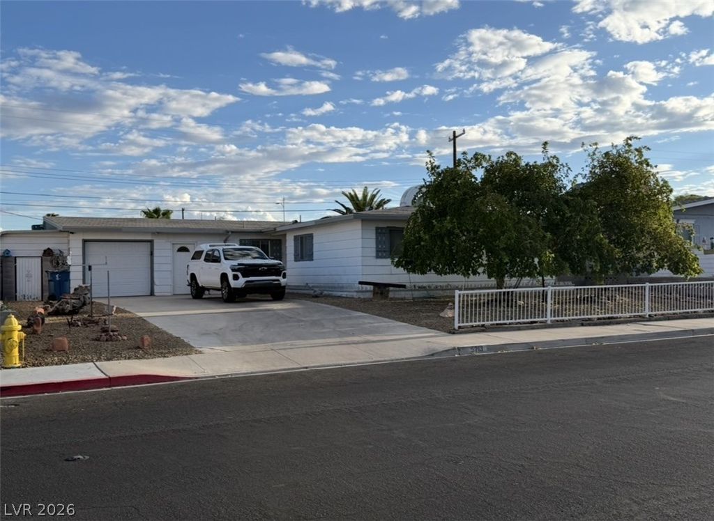 5713 Harmony Avenue, Las Vegas, NV 89107 — exterior
