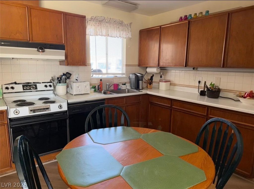 5713 Harmony Avenue, Las Vegas, NV 89107 — photo 4