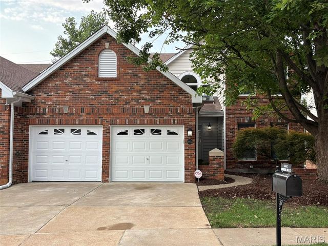 14612 Amberleigh Hill Court, Chesterfield, MO 63017