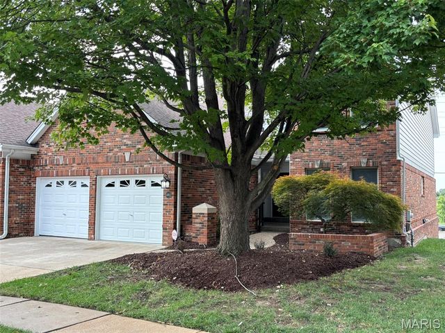 14612 Amberleigh Hill Court, Chesterfield, MO 63017