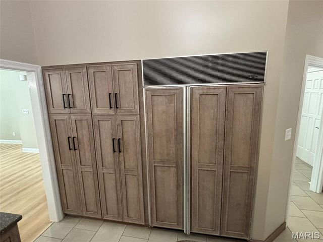 14612 Amberleigh Hill Court, Chesterfield, MO 63017