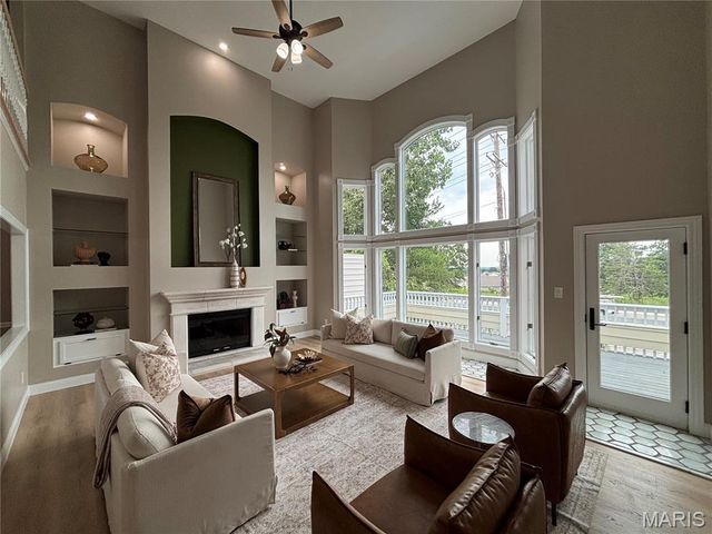14612 Amberleigh Hill Court, Chesterfield, MO 63017