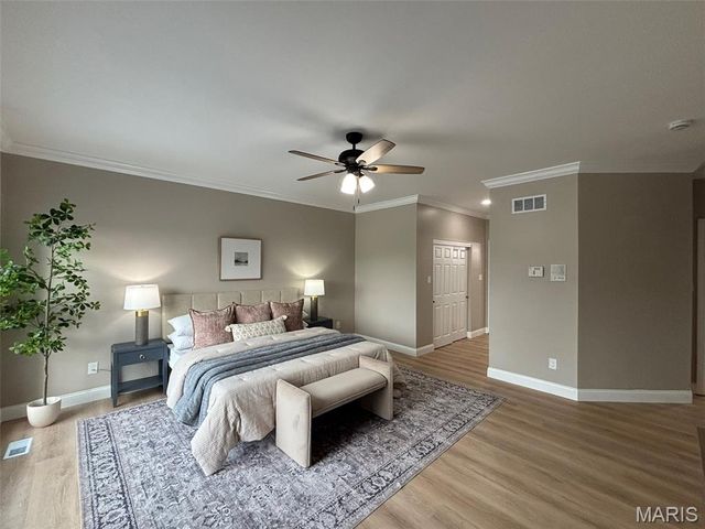 14612 Amberleigh Hill Court, Chesterfield, MO 63017