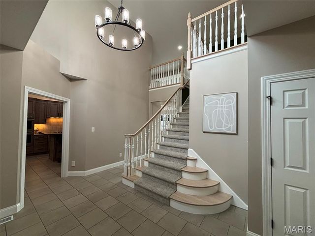 14612 Amberleigh Hill Court, Chesterfield, MO 63017