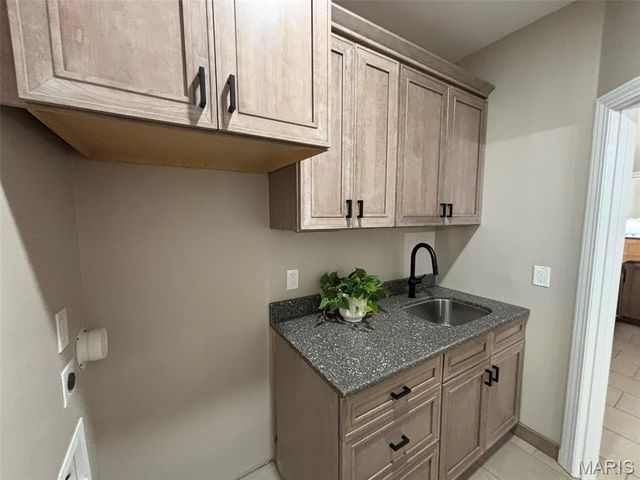 14612 Amberleigh Hill Court, Chesterfield, MO 63017