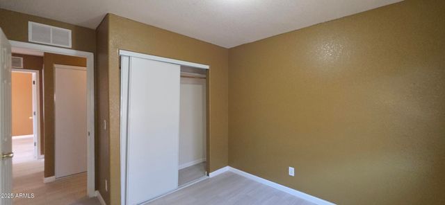 8075 W CHERRY HILLS Drive, Peoria, AZ 85345