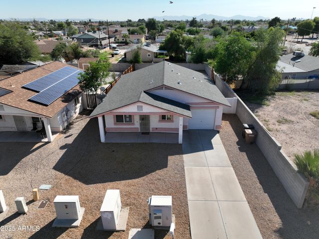 8075 W CHERRY HILLS Drive, Peoria, AZ 85345