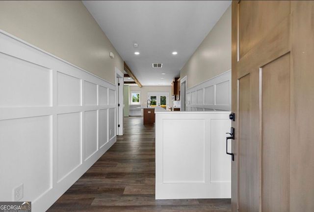 112 Lagrange Street, Newnan, GA 30263