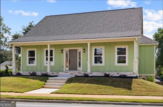 112 Lagrange Street, Newnan, GA 30263