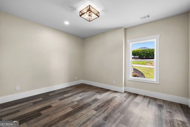 112 Lagrange Street, Newnan, GA 30263