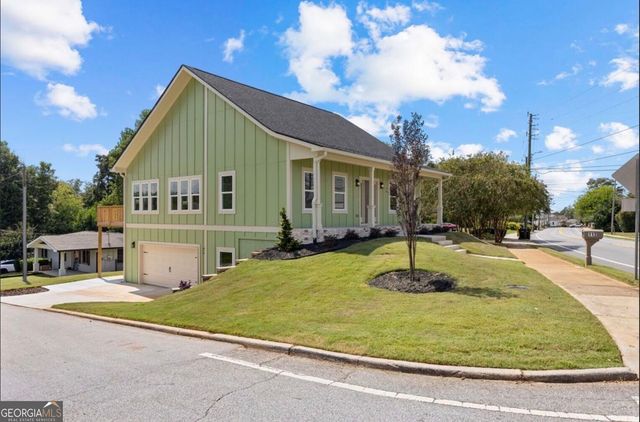112 Lagrange Street, Newnan, GA 30263