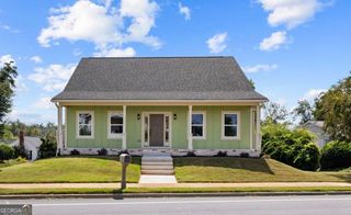 112 Lagrange Street, Newnan, GA 30263