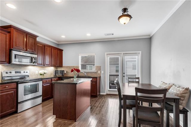3039 Liberty Way, Atlanta, GA 30318