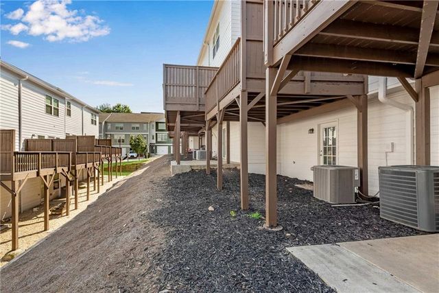 3039 Liberty Way, Atlanta, GA 30318