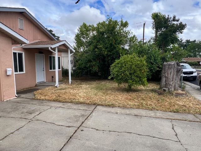 1844 Manzanita Way, West Sacramento, CA 95691