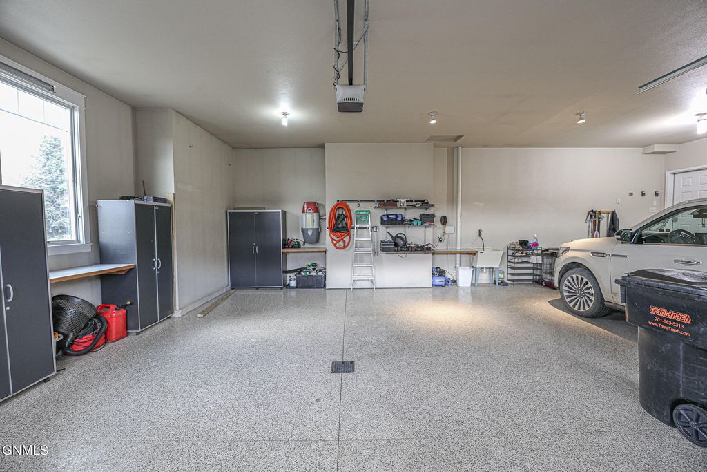 6501 Misty Waters Drive, Bismarck, ND 58503 photo 112