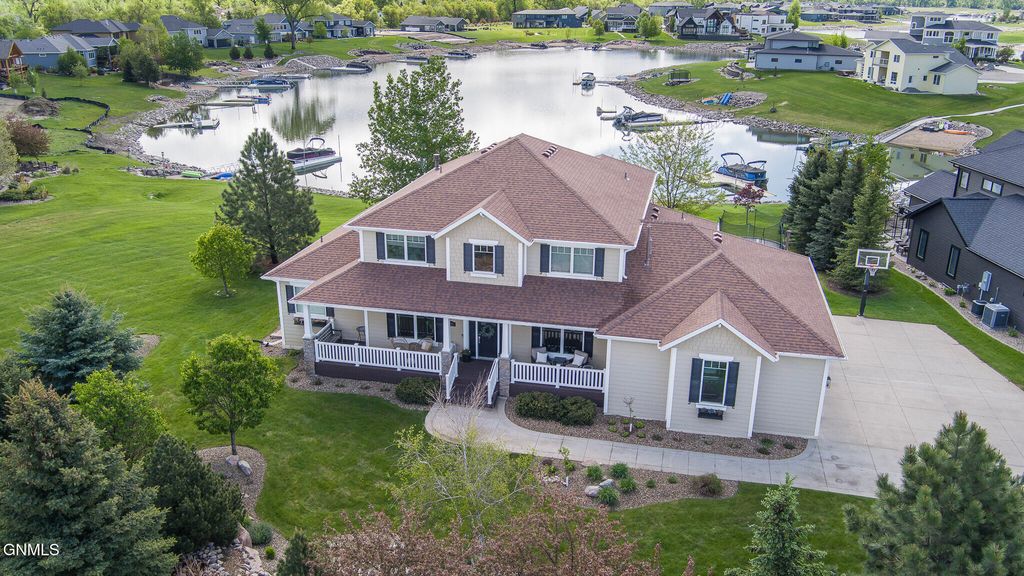 6501 Misty Waters Drive, Bismarck, ND 58503 photo 134