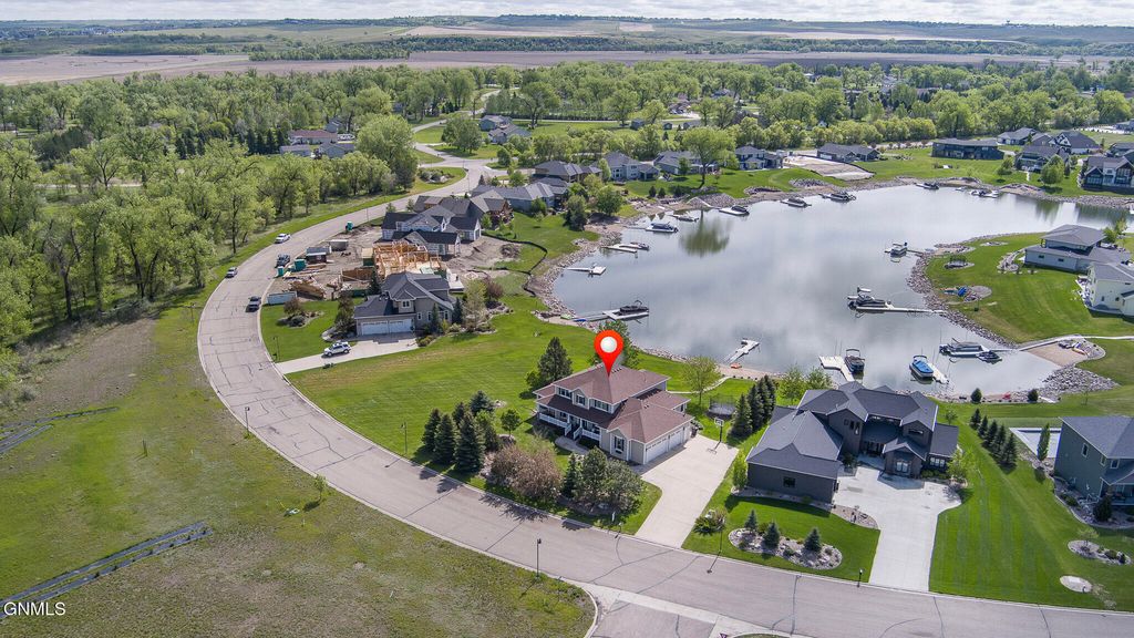 6501 Misty Waters Drive, Bismarck, ND 58503 photo 148