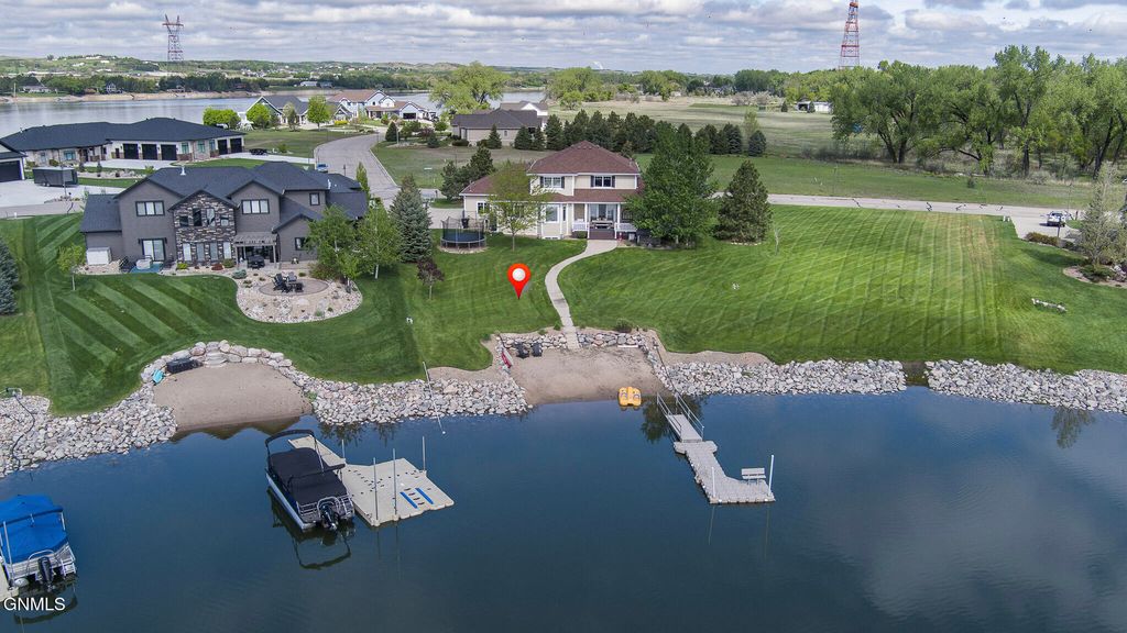 6501 Misty Waters Drive, Bismarck, ND 58503 photo 151