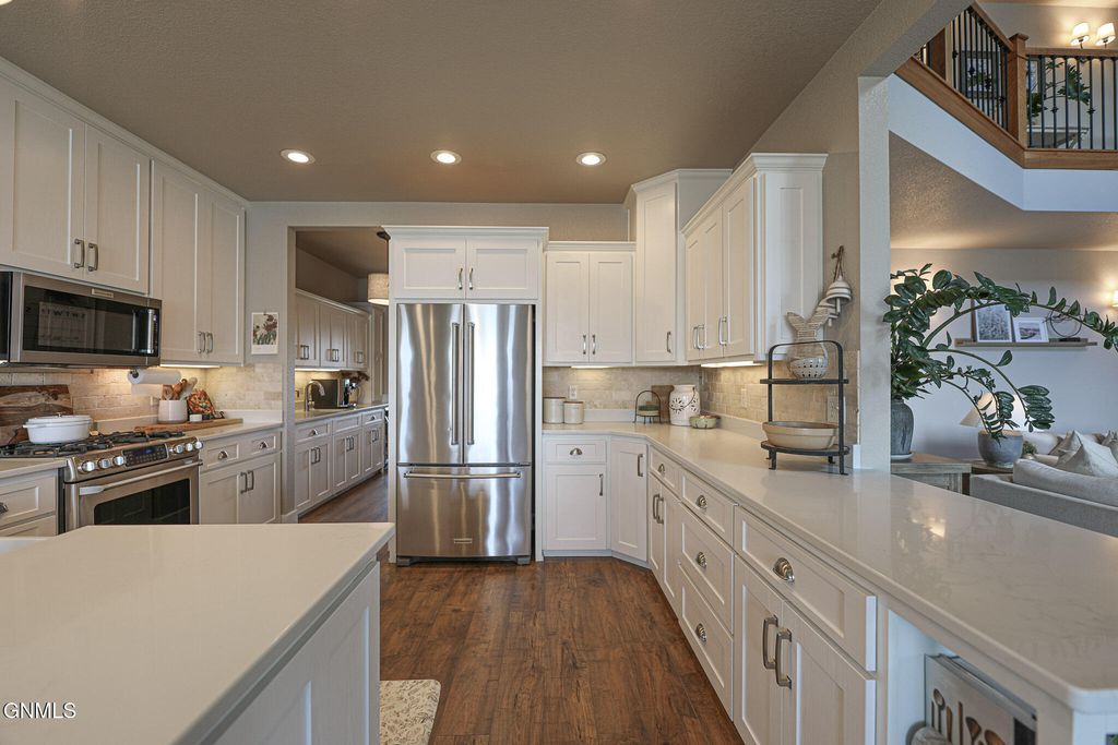 6501 Misty Waters Drive, Bismarck, ND 58503 photo 16