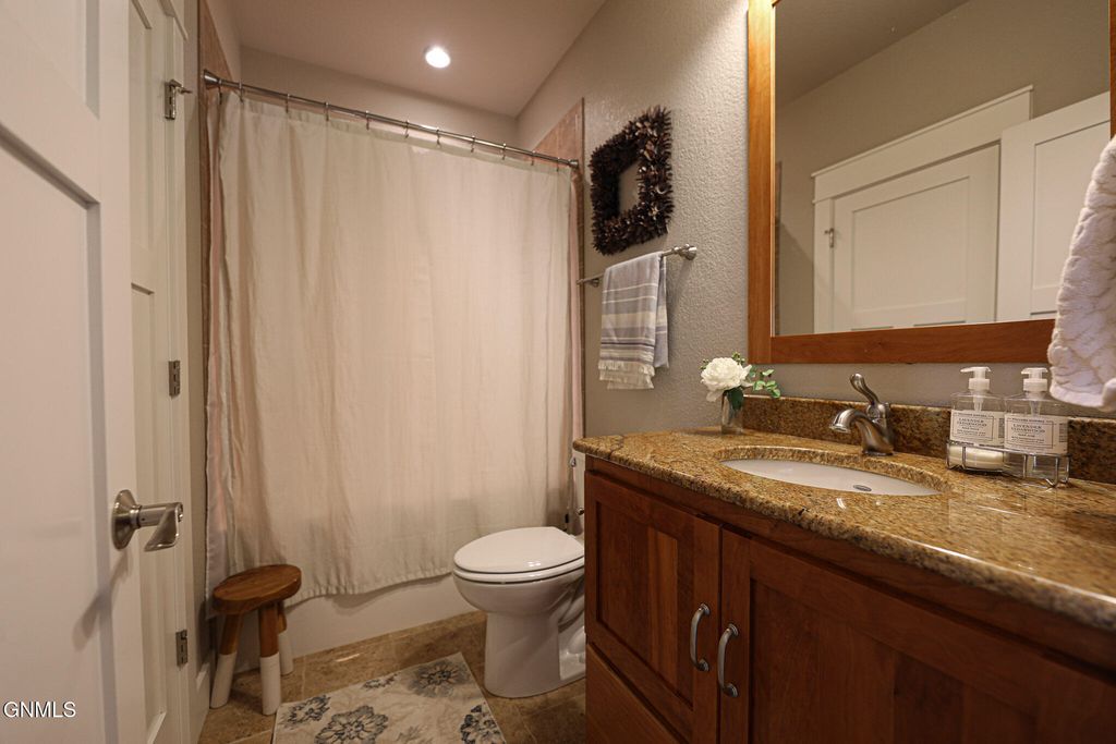 6501 Misty Waters Drive, Bismarck, ND 58503 photo 29