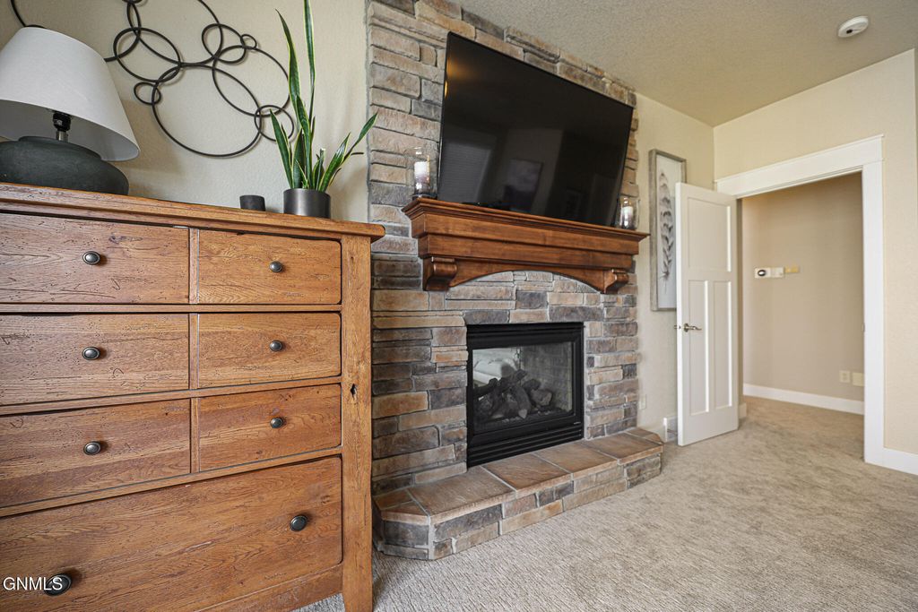 6501 Misty Waters Drive, Bismarck, ND 58503 photo 35