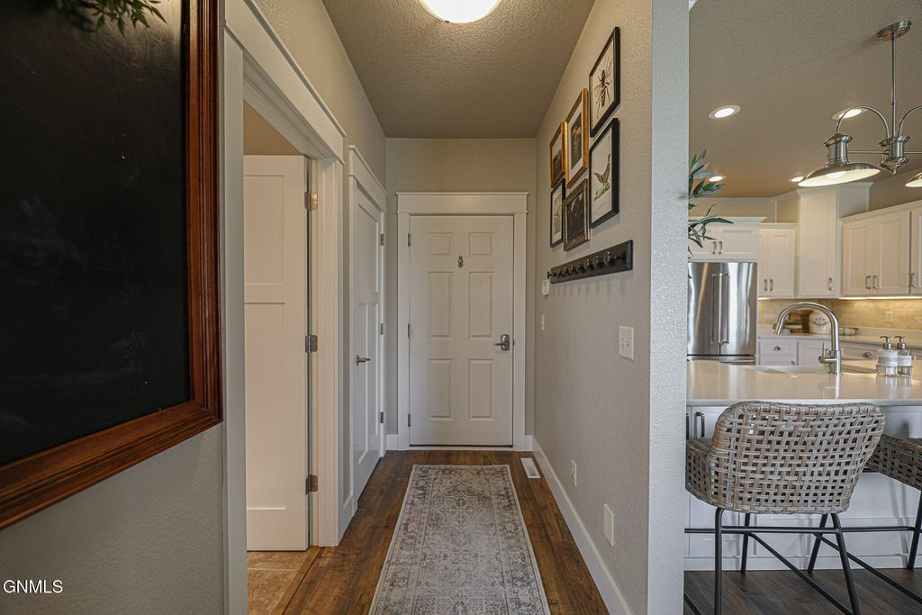 6501 Misty Waters Drive, Bismarck, ND 58503 photo 48