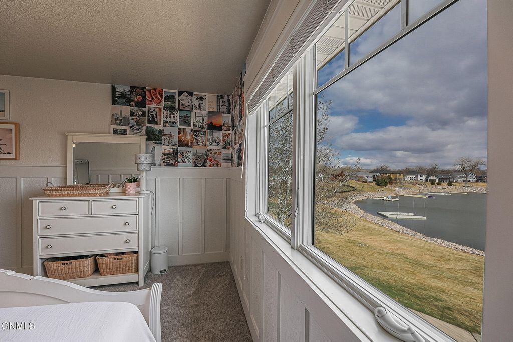 6501 Misty Waters Drive, Bismarck, ND 58503 photo 63