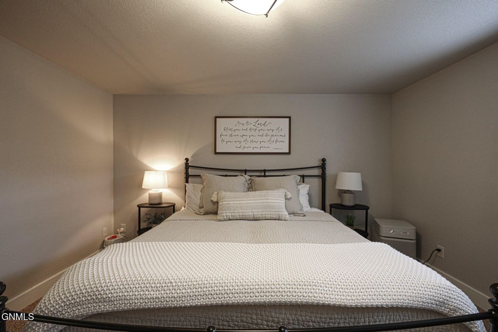 6501 Misty Waters Drive, Bismarck, ND 58503 photo 90