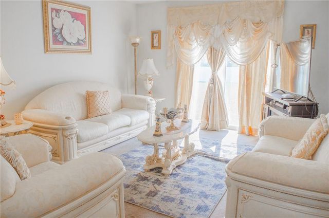 126 Canterbury, Saugerties, NY 12477