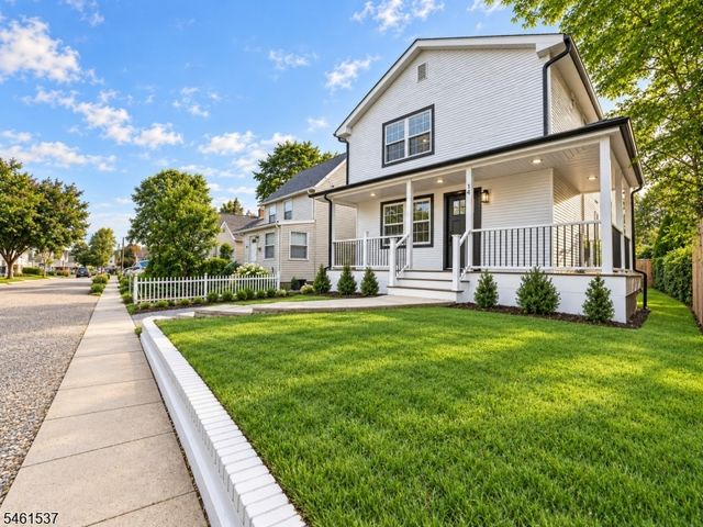 14 Van Dorn St, Keyport Boro, NJ 07735