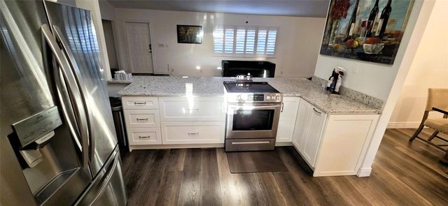 1021 Cherry Lane, Wellington, FL 33414