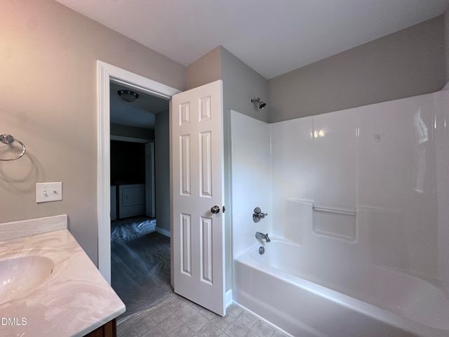 2001 Chancellor Place, Raleigh, NC 27603