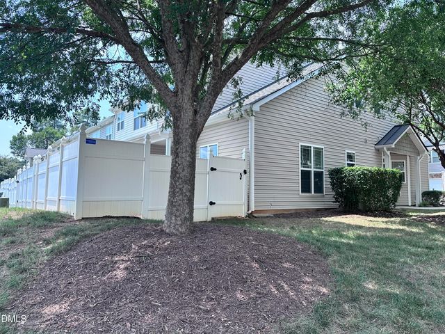 2001 Chancellor Place, Raleigh, NC 27603