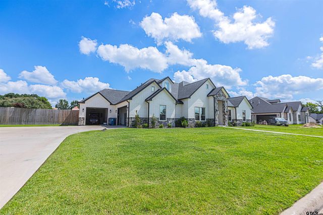 217 DEVONSHIRE, Mt Pleasant, TX 75455