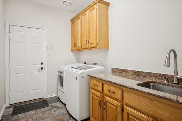 821 Blue Jay Lane, Coppell, TX 75019